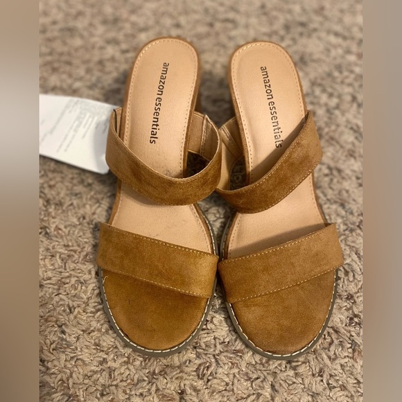 Amazon essentials block heel sandals, 7 - Picture 2 of 6